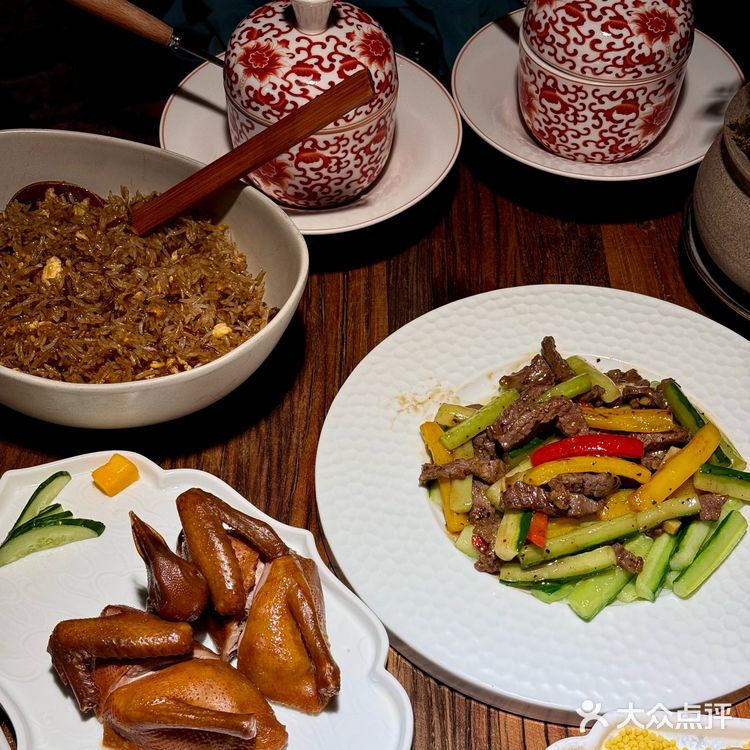 新开的！！！好好吃啊…就喜欢这样的小店！！！