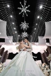 -禕·愫白婚纱商店