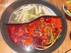 -旧街市鲜货老火锅(大光路店)