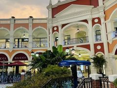 -佛罗伦萨小镇广佛名品奥特莱斯(疏港路店)