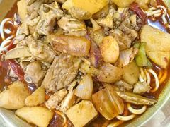 -牛一嘴·兰州牛肉面·大盘鸡(财富中心店)