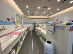 -龙格亲子游泳·水育早教运动中心(绿宝中心)