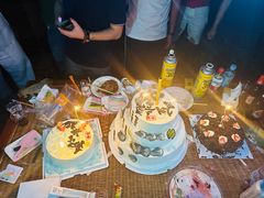 -咖咖熊蛋糕定制·英国蓝风车动物性淡奶油