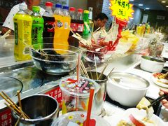 -百品聚旋转火锅(万德庄店)