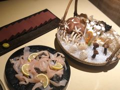 -余欢领鲜火锅(新街口店)