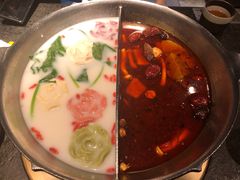 -湊湊火锅·茶憩(新中关购物中心店)