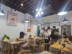 大堂-常熟炒浇面·沁园春面馆