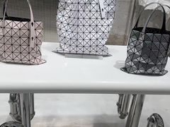 -三宅一生 (阪急梅田本店)