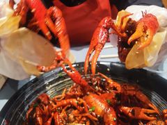 -肥肥虾庄·金牌油焖大虾(杨园滨江时代walk店)