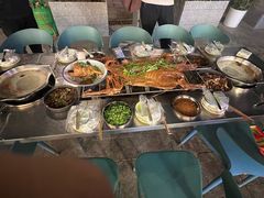 -去吃小龙虾·江湖菜·烧烤(南滨路店)