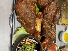 勾魂烤牛蹄-龙虾奇迹泥炉烤肉(大华三路店)