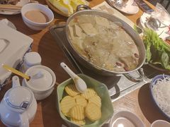 -蒙亨·手把肉·蒙古包文化主题餐厅(天恒广场店)