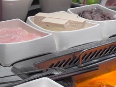 -海底捞火锅(海宁路店)