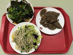 -闫家驴肉老店(华电一校店)
