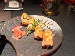 -蟹犇前•帝王蟹雪蟹(陆家嘴店)