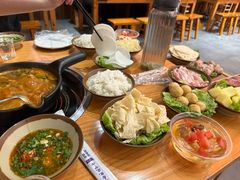 -黔三一夺夺粉酸汤火锅(百信店)