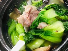 咸蹄髈二吃-吾介小籠館