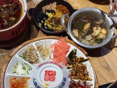 -怪噜范·老贵阳街头名小吃(鸿通城店)