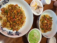-李犟大爆鳝面·手工蟹黄包(湖滨西湖店)