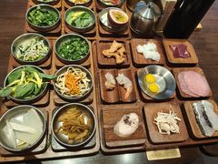 -银米·云南传统过桥米线(双廊黑金冠店)
