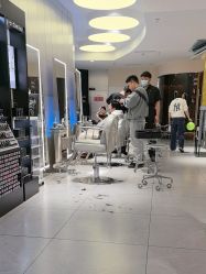 -PE SALON