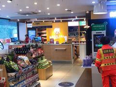 店内布局-冠德石油方兴达加油站