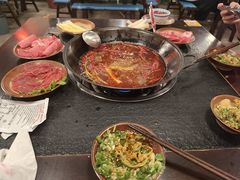 -渝井巷重庆老火锅(沈阳吉祥店)
