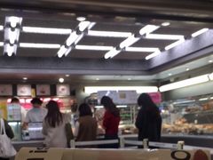 门面-PAOPAO Bakery&Café(港汇店)