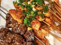 -街角等你.大连海鲜烧烤.经典铁板海鲜串(西安路店)