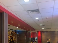 -麦当劳(汉口火车站候车室店)