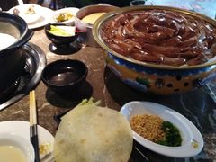 -三人行骨头王火锅(长寿店)