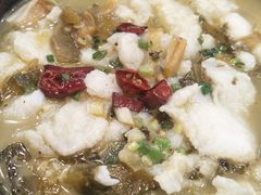 -周鱼小馆石锅酸菜鱼(活力汇店)