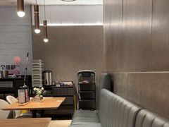 -必胜客(华邦银泰店)