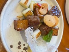 蒜片京葱爆牛肉粒-广州富力君悦大酒店空中花园