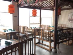 -荷塘秋月·本帮江浙菜(国权路店)