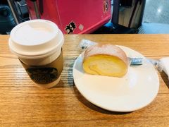-星巴克(浦东机场T2到达店)