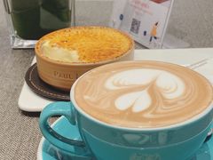 拿铁咖啡-PAUL LAFAYET 法式甜品(港汇广场店)