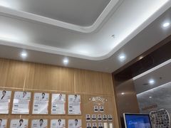 -上海仁爱医院口腔科 · 种植