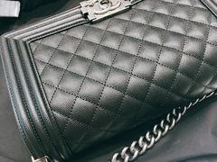 -Chanel(德基广场店)