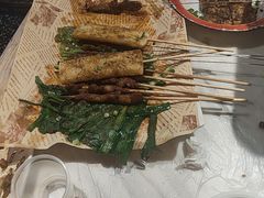-老街烧烤大排档·地道湖北菜·龙虾馆(汉口火车站店)
