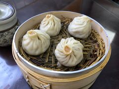 鲜肉小笼包-苏亦铭馄饨店(凤凰西街店)