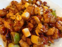 -鑫巴蜀小镇 · 水煮鱼专研店(玉桥店)