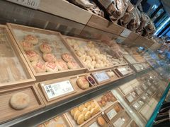 面包甜点陈列柜-泸溪河桃酥(西直门凯德店)