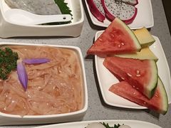 -海底捞火锅鲜切牛肉主题店(长寿路店)