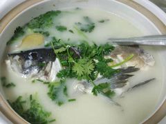 砂锅鱼头-鱼水情·农家菜·大鱼头(南山竹海店)