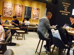 大堂-星巴克臻选(华堂·新辰汇店)
