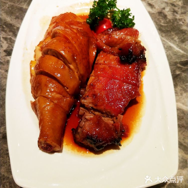 魔都探店→大上海时代广场