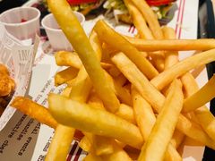 -The Habit Burger Grill 哈比特汉堡(复兴soho店)