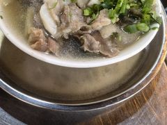 -乐山食古香跷脚牛肉