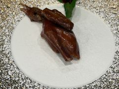 脆皮蒜香乳鸽-阿一鲍鱼·20年匠心传承(天河北旗舰店)